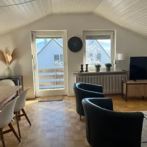  Apartment Helle, Ruhige Mit Balkon